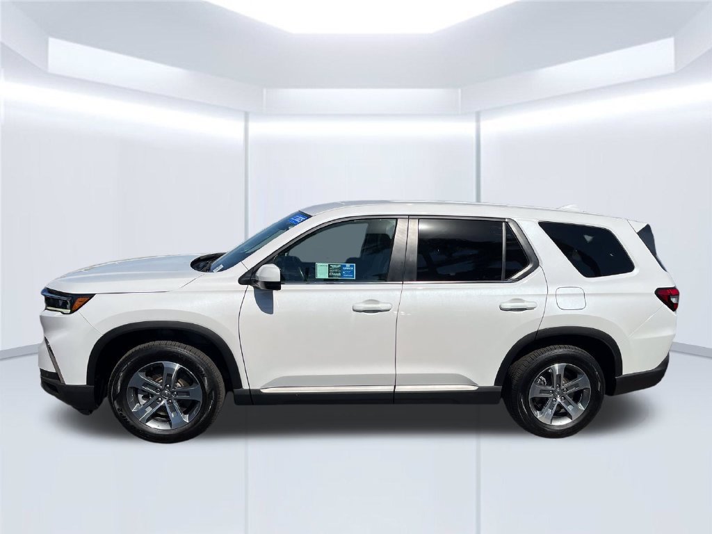Used 2025 Honda Pilot EX-L image 2