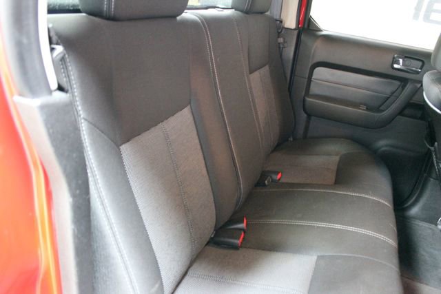 Used 2009 HUMMER H3T w/ Appearance Package AWD/4WD image 9