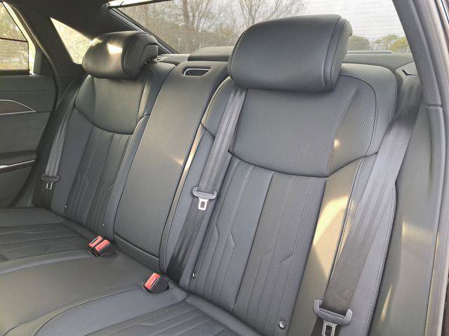 Certified 2025 Audi A8 L 3.0T w/ Executive Package AWD/4WD image 13