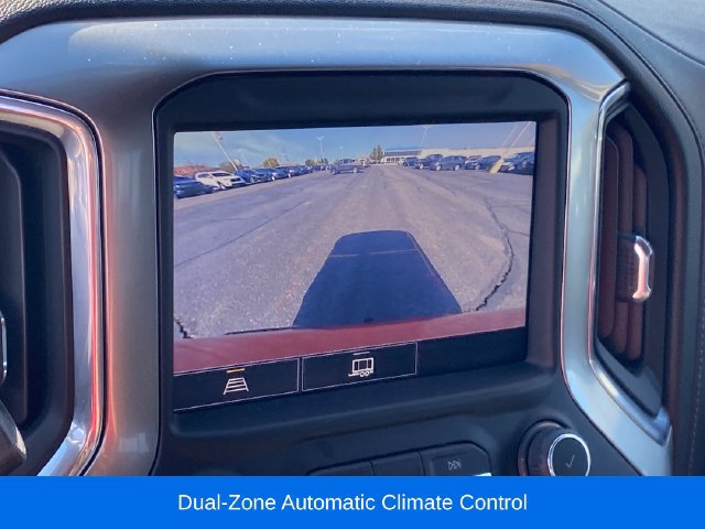 Used 2021 Chevrolet Silverado 1500 LT w/ Convenience Package II AWD/4WD image 11