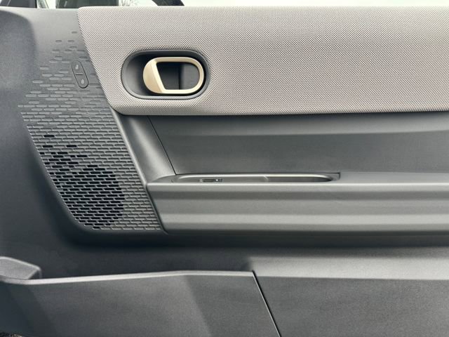 Used 2026 MINI Cooper 2-Door Hardtop image 27