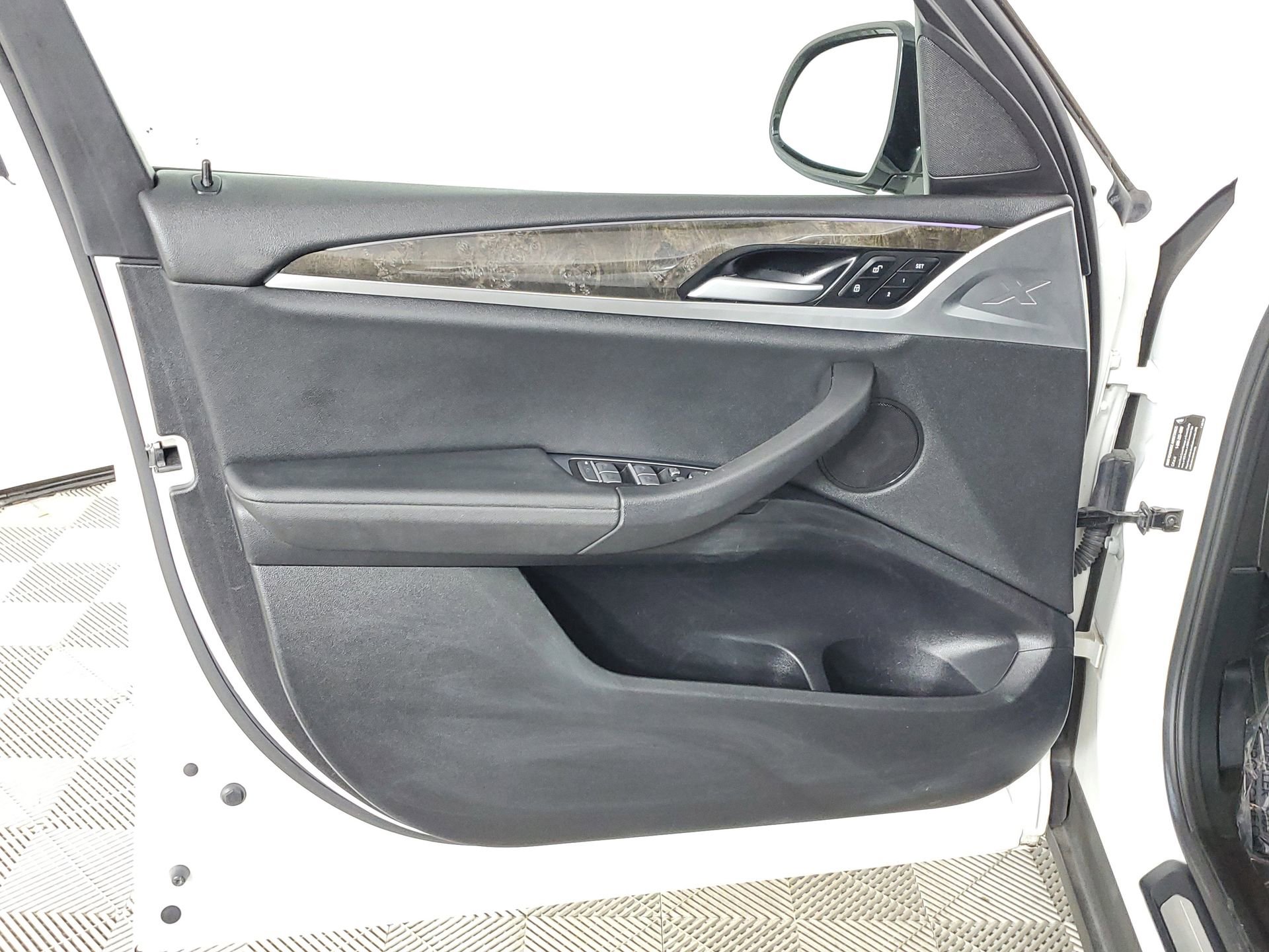 Used 2020 BMW X3 xDrive30i w/ Premium Package image 23