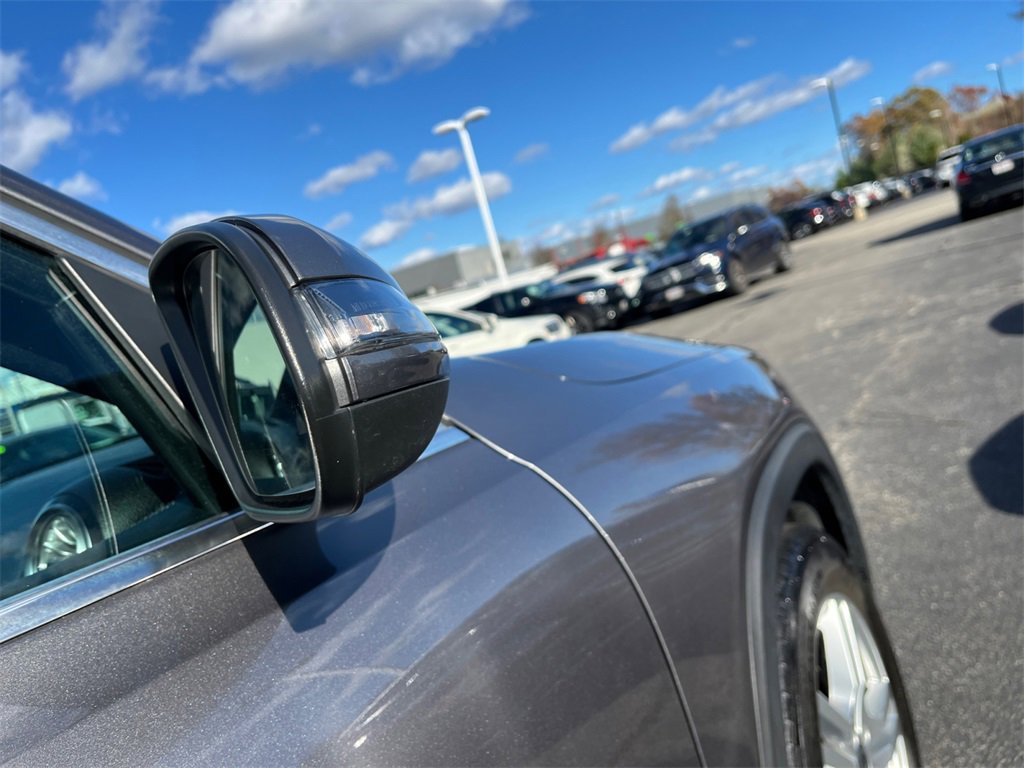 Certified 2021 Mercedes-Benz GLB 250 4MATIC image 17