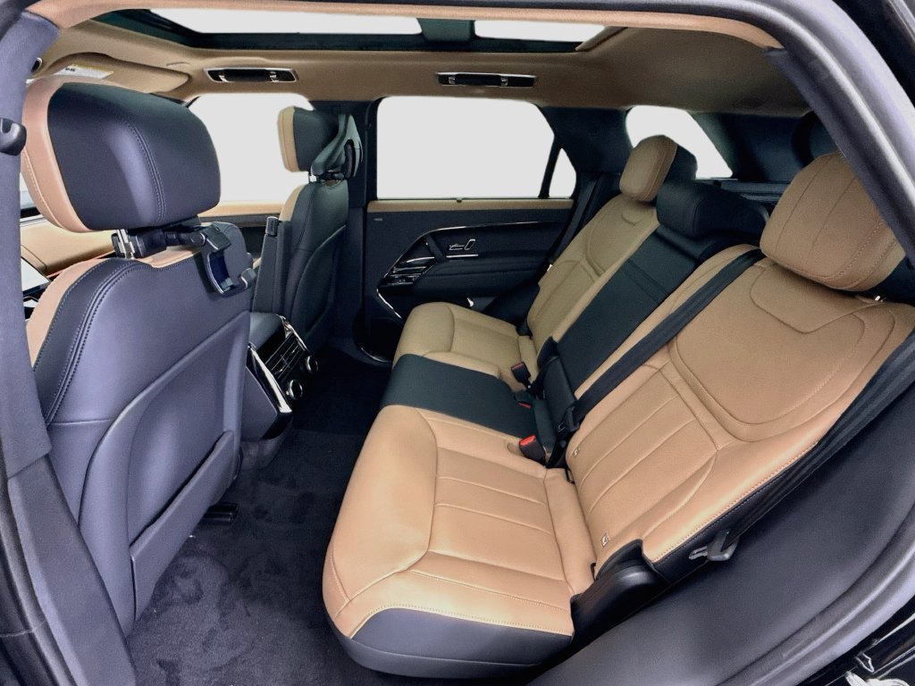 New 2026 Land Rover Range Rover Sport Dynamic SE AWD/4WD image 21
