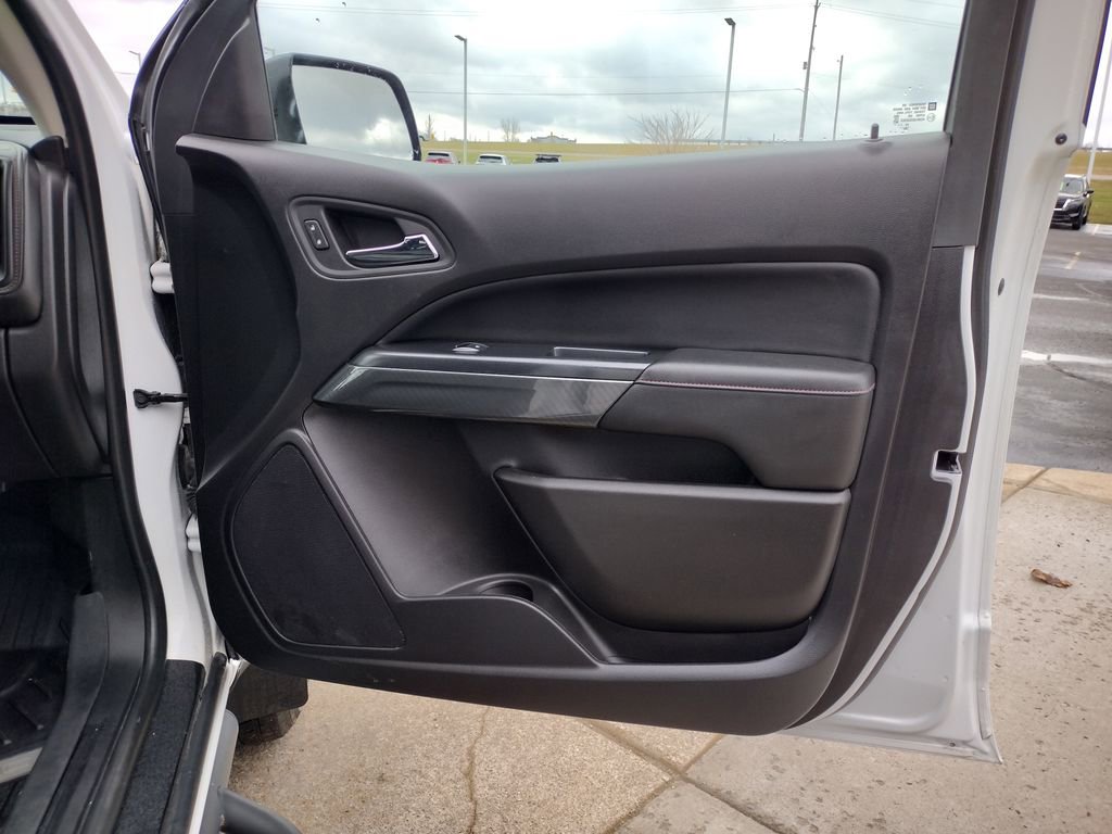 Used 2020 GMC Canyon All Terrain w/ All Terrain X Package image 32