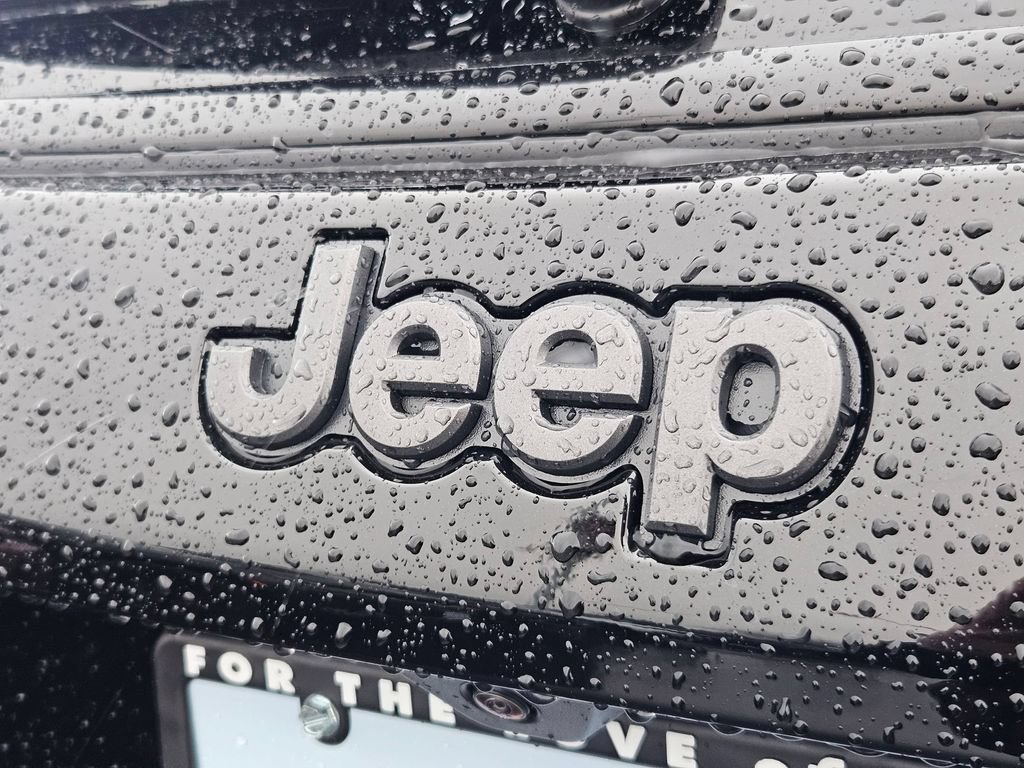 Used 2026 Jeep Compass Trailhawk AWD/4WD image 31