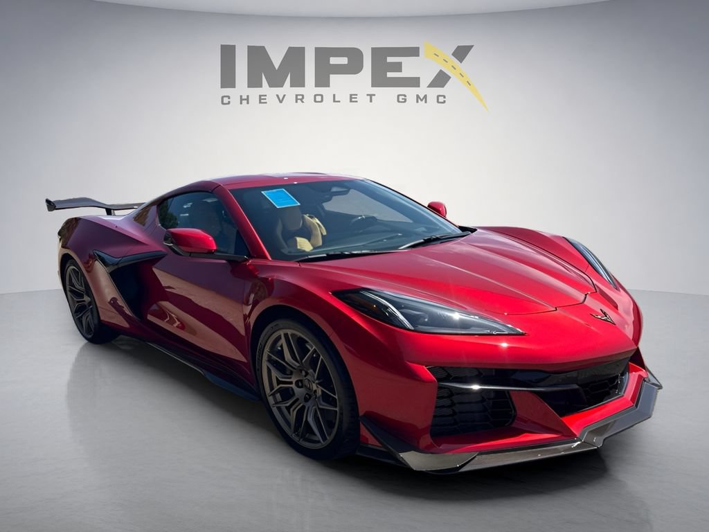 Used 2025 Chevrolet Corvette Z06 RWD image 7