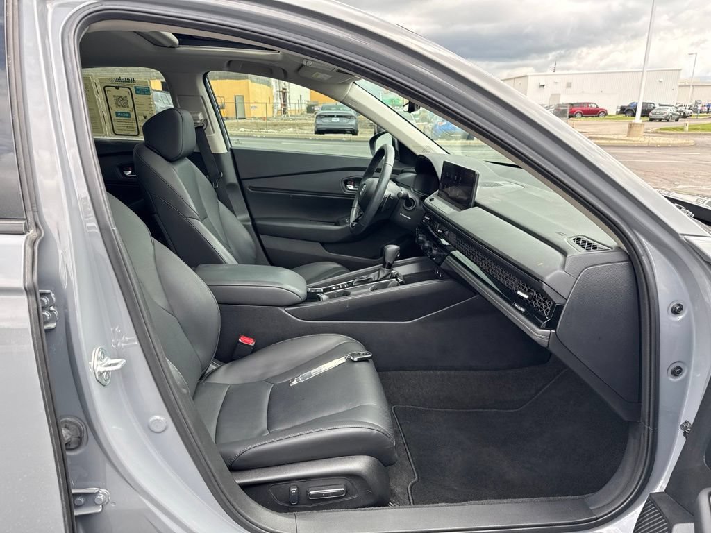 Used 2024 Honda Accord EX-L image 38