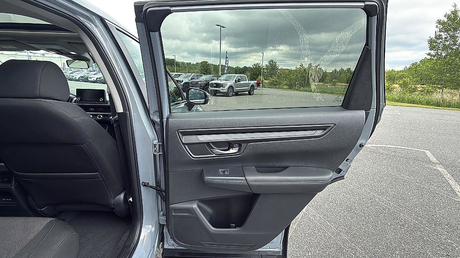 Certified 2024 Honda CR-V EX image 19