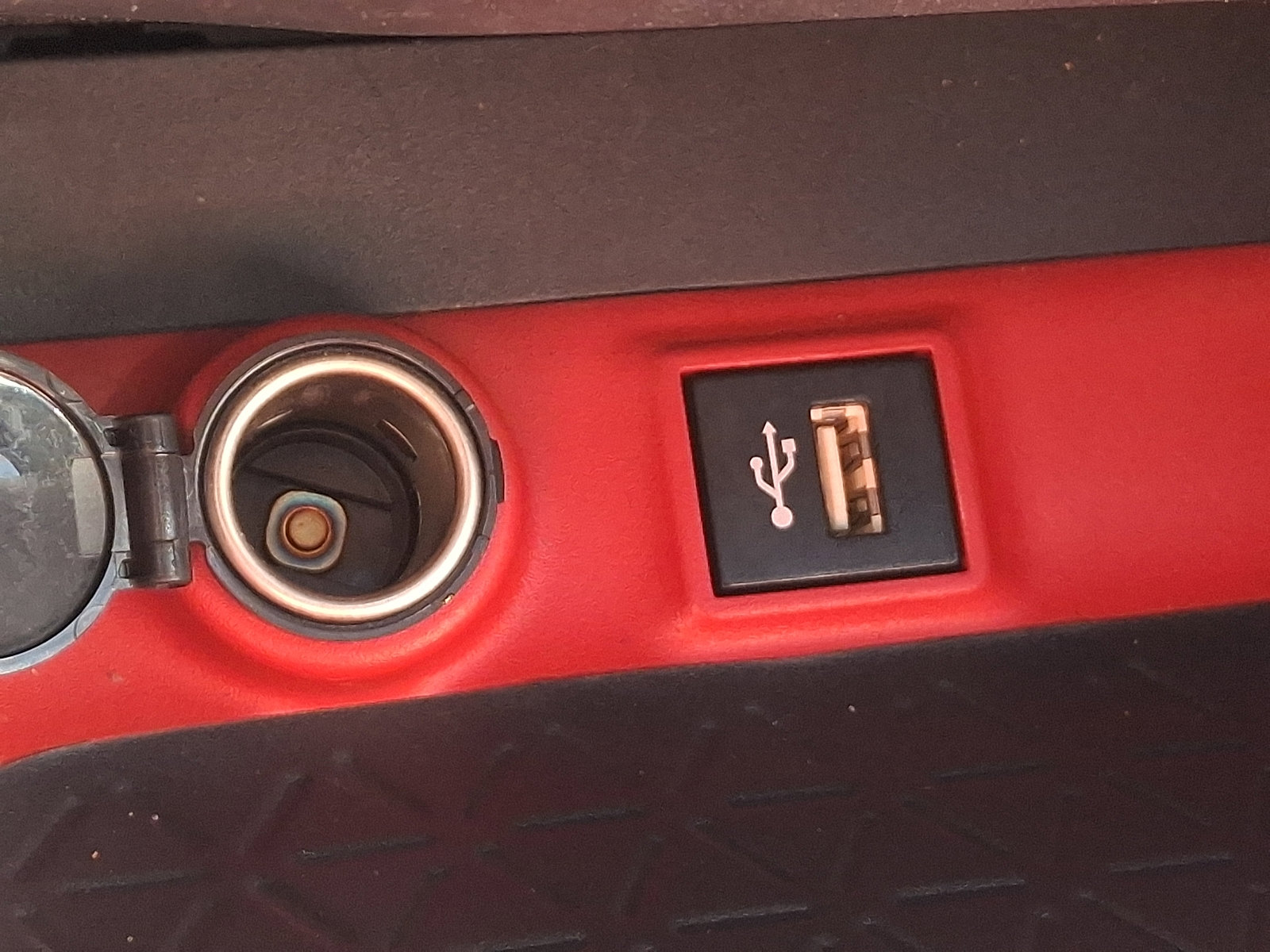 Used 2023 Toyota RAV4 TRD Off-Road w/ TRD Off-Road Weather Package image 26