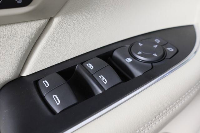 Used 2023 Buick Envision Avenir image 22