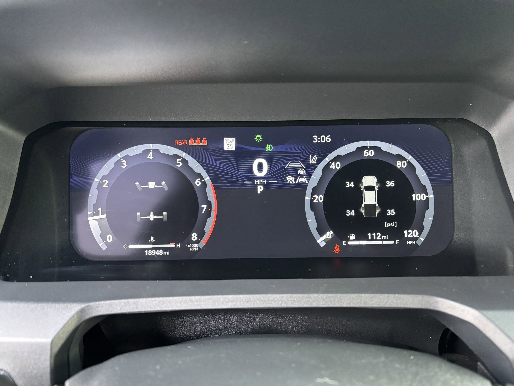 Used 2025 Toyota Tacoma TRD Off-Road AWD/4WD image 26