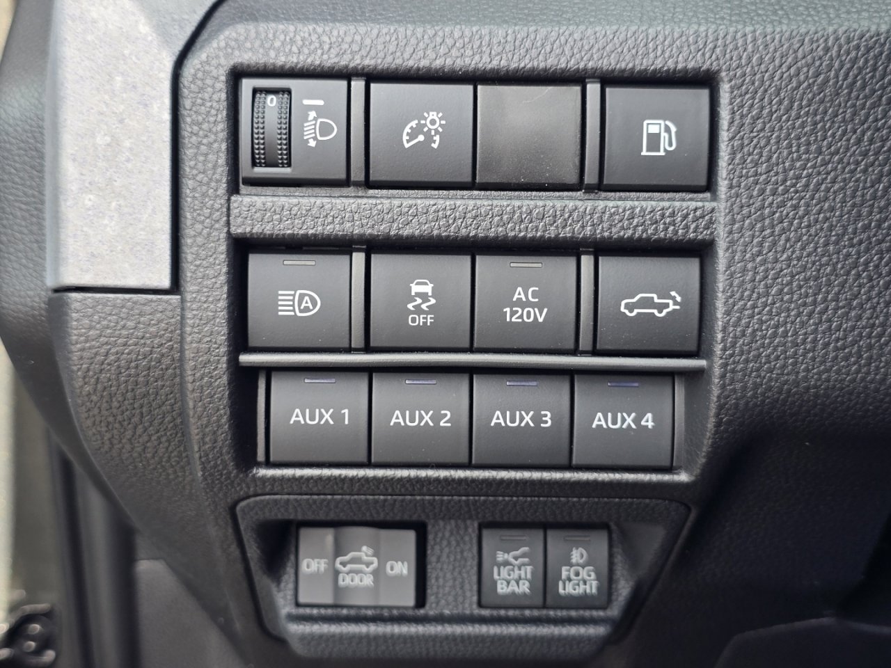 New 2026 Toyota Tacoma 4x4 Double Cab Hybrid image 28