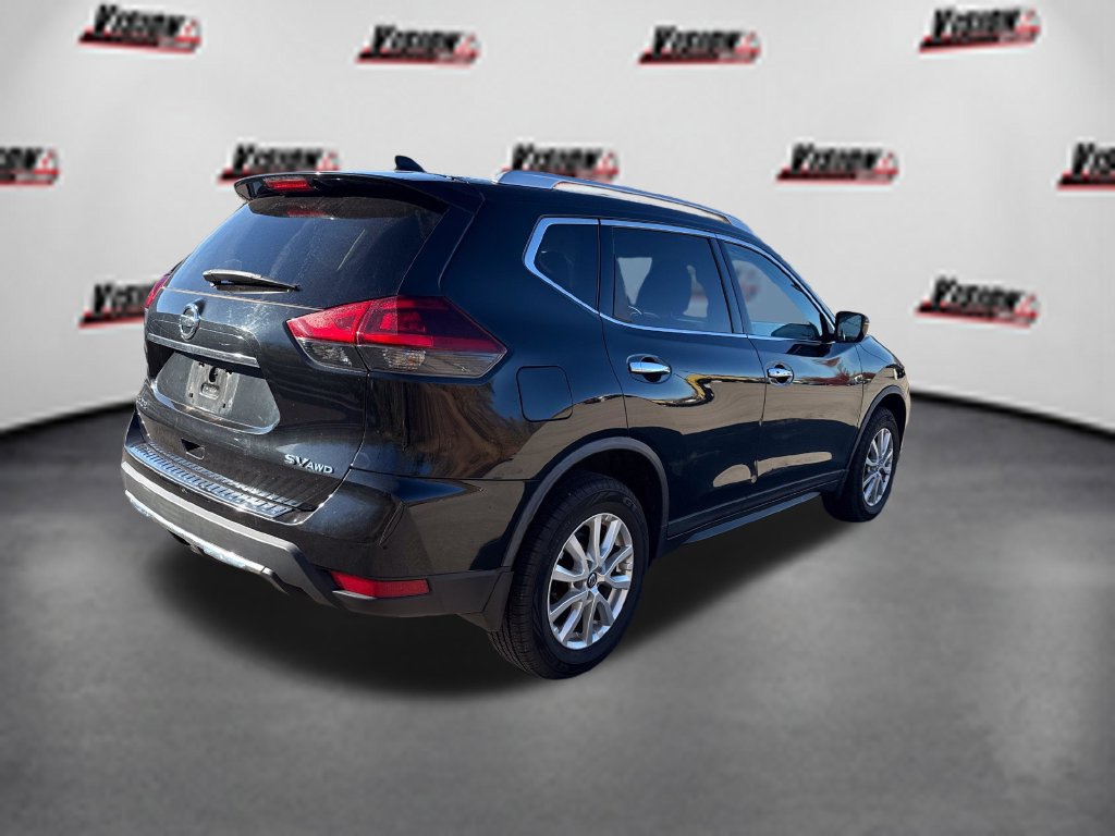 Used 2018 Nissan Rogue SV AWD/4WD image 5