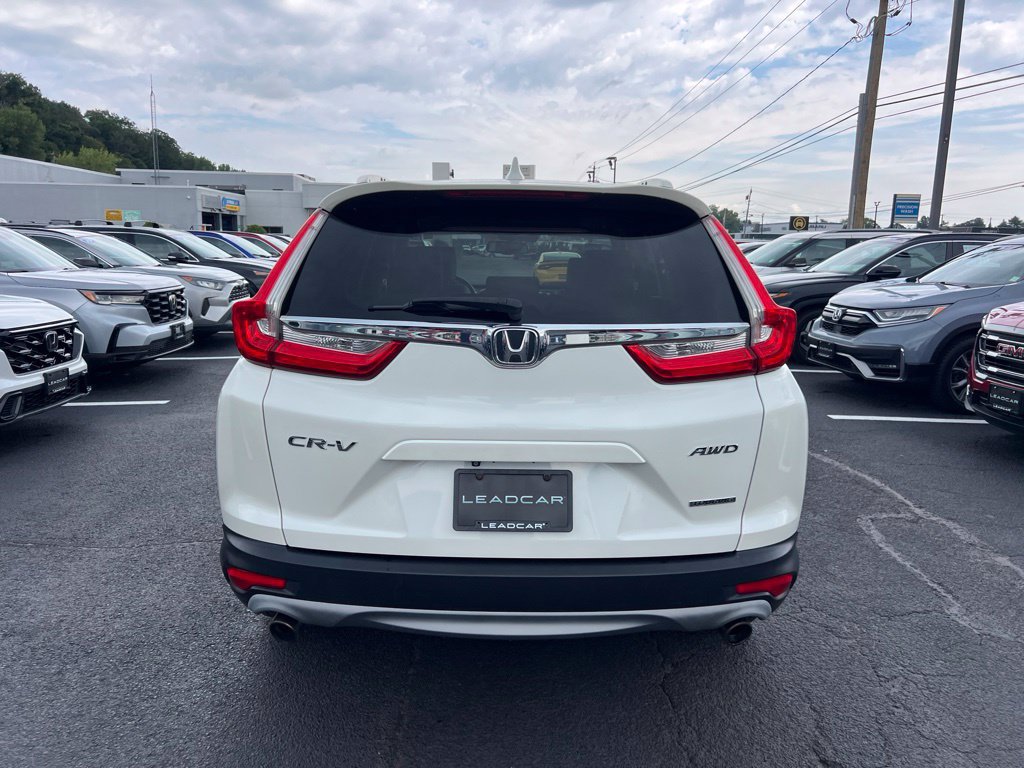 Used 2018 Honda CR-V Touring image 4