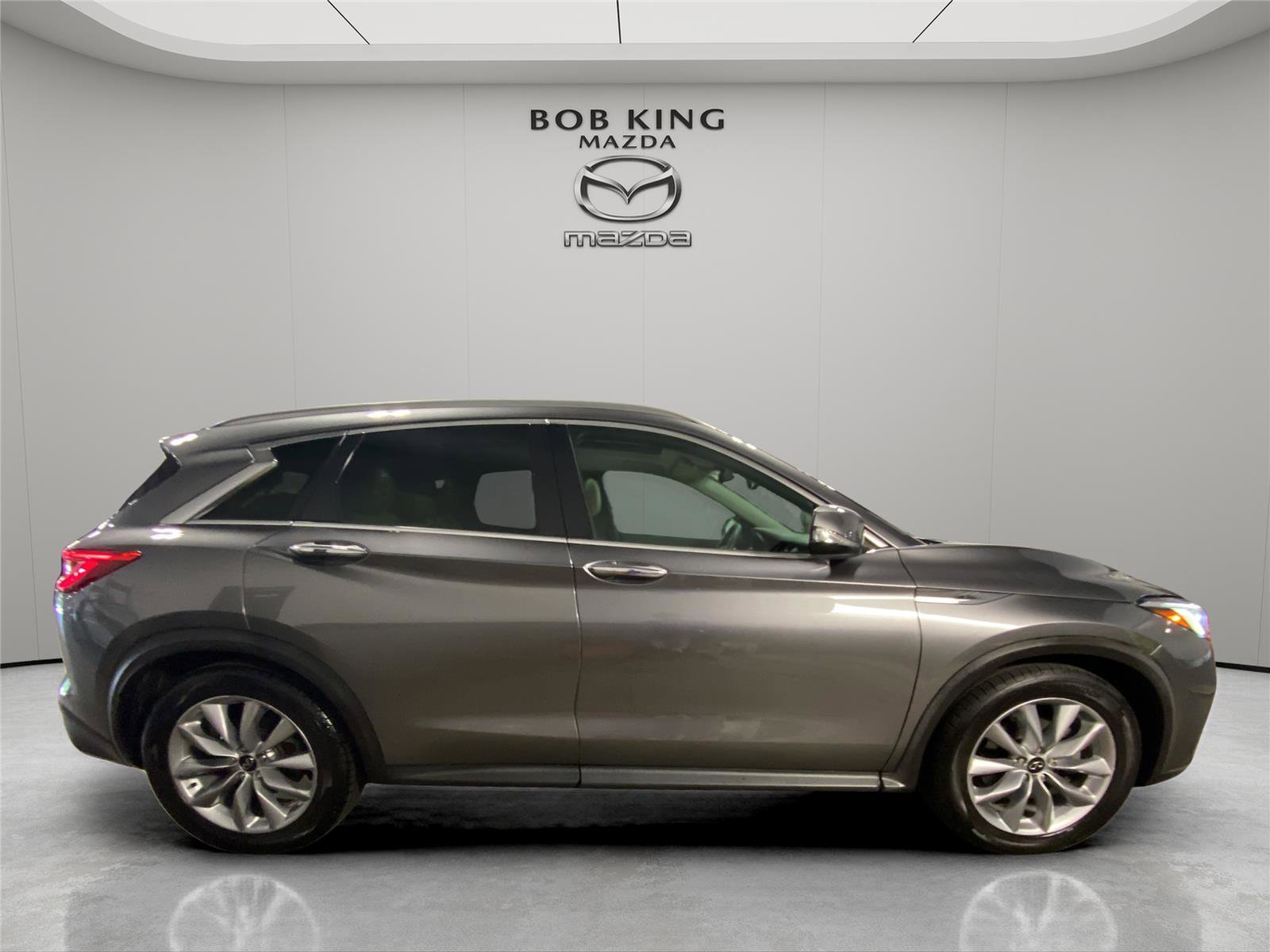 Used 2020 INFINITI QX50 Luxe w/ Navigation Package AWD/4WD image 6