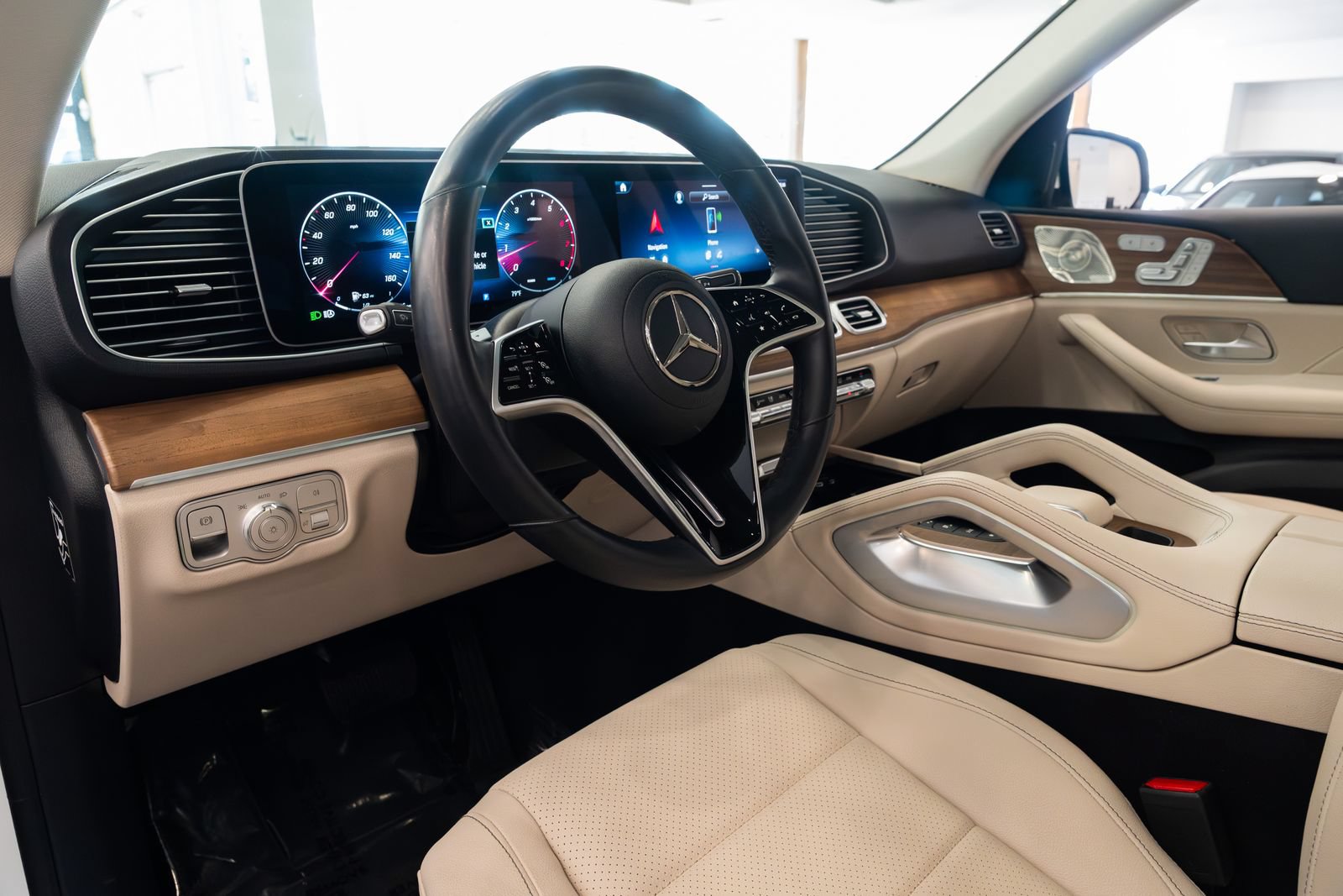 Used 2024 Mercedes-Benz GLE 450 4MATIC image 18