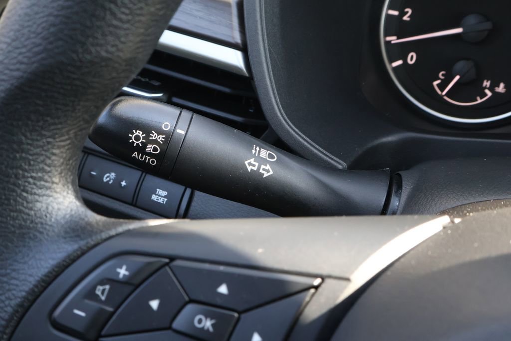 Used 2024 Nissan Altima 2.5 SV image 22