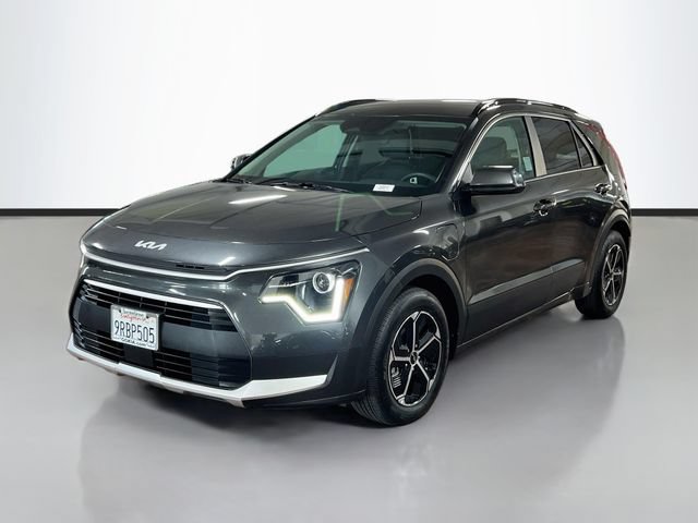 Used 2025 Kia Niro EX FWD image 3