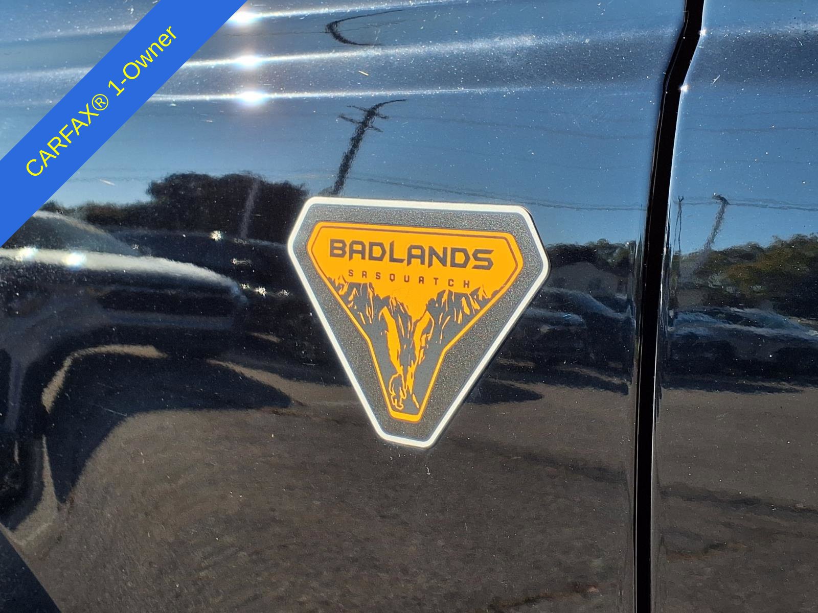 Used 2023 Ford Bronco Badlands w/ Sasquatch Package AWD/4WD image 12