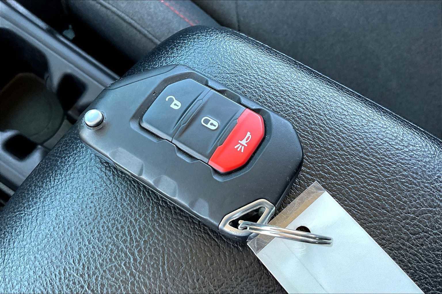 Used 2024 Jeep Wrangler Unlimited Rubicon image 28