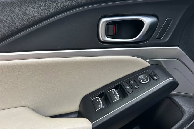 Used 2023 Acura Integra A-Spec image 12