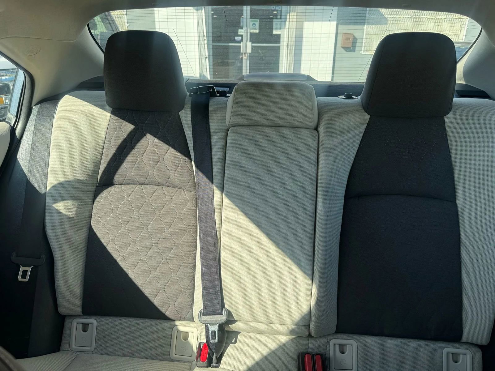 Used 2020 Toyota Corolla LE image 14