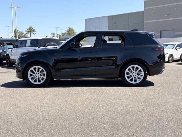 Used 2025 Land Rover Range Rover Sport SE image 30