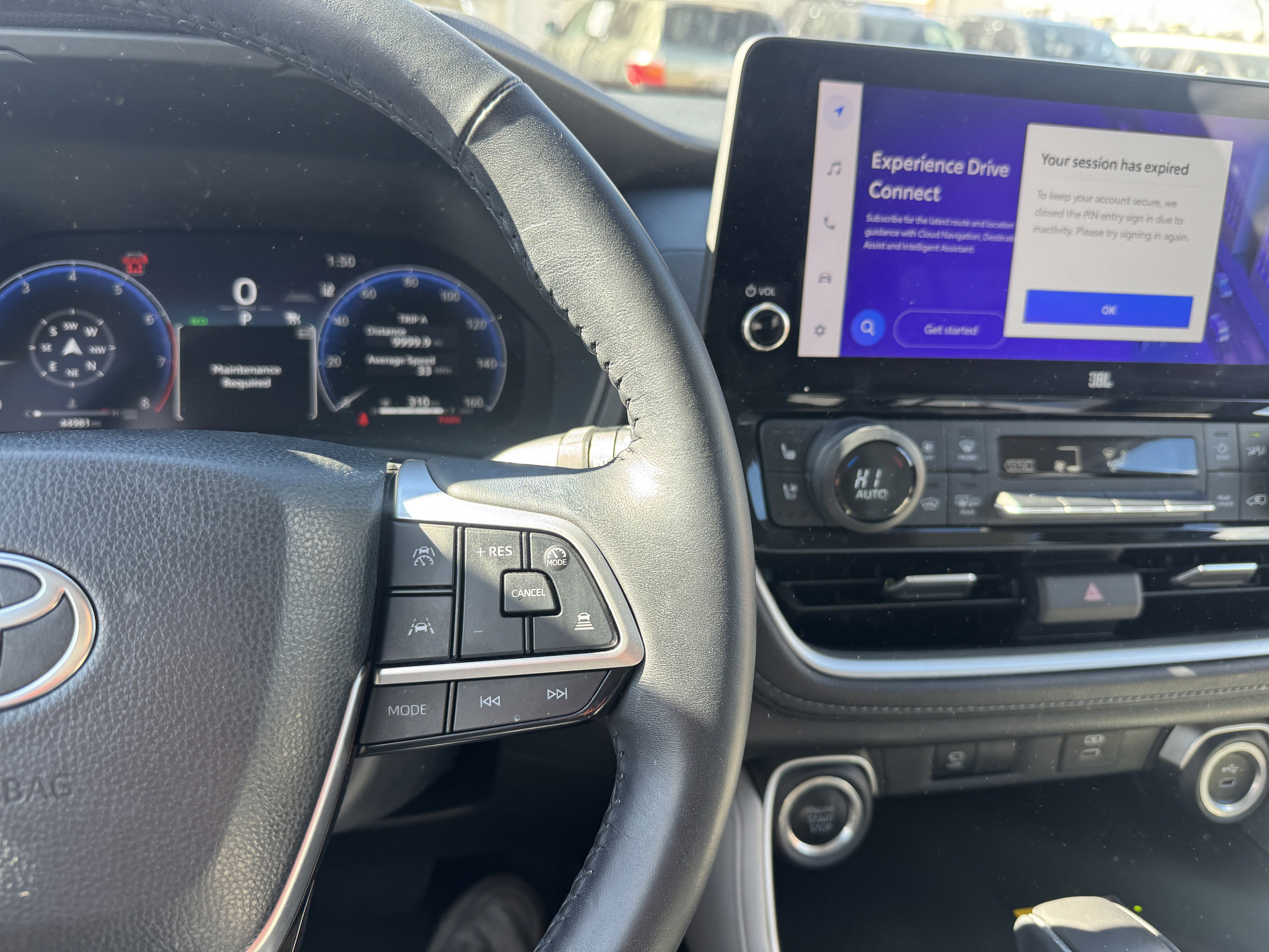 Used 2024 Toyota Grand Highlander AWD image 25