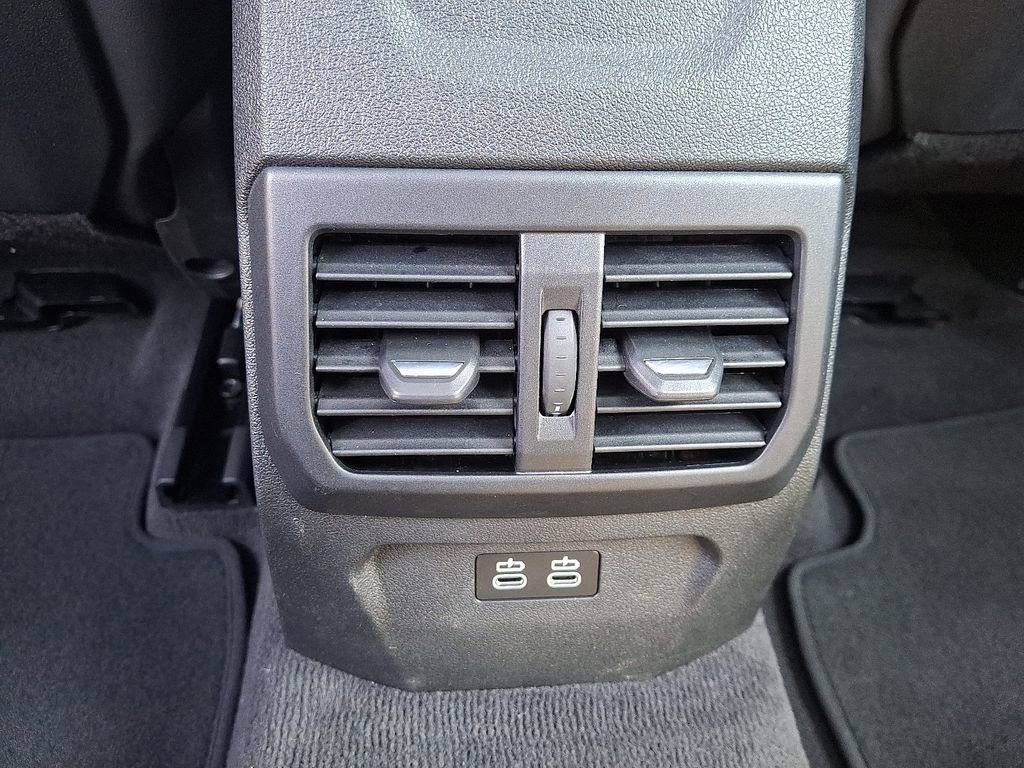 Used 2025 BMW 228i xDrive AWD/4WD image 11