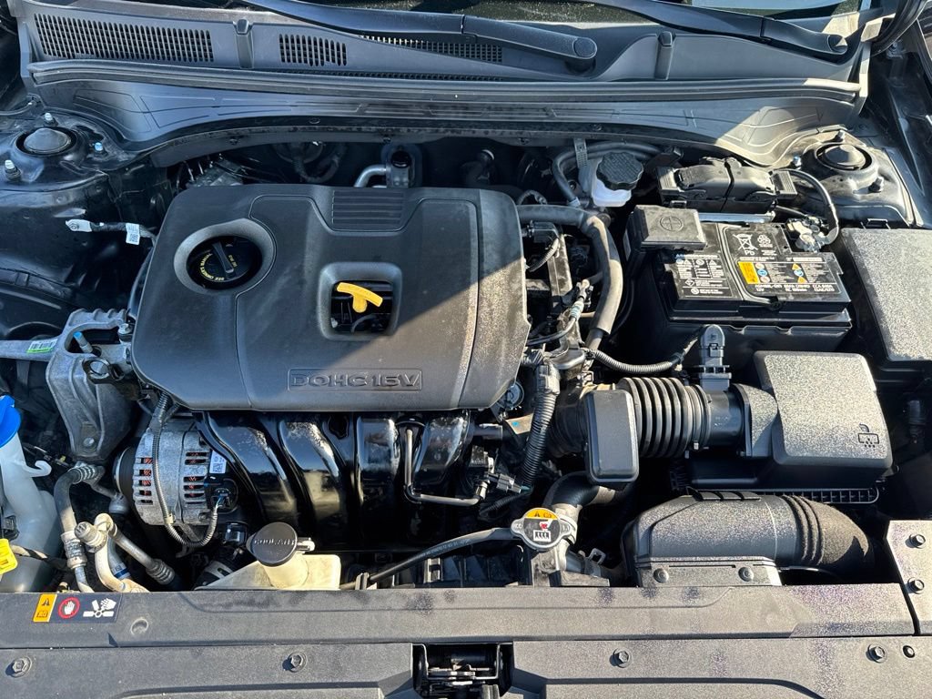 Used 2021 Kia Forte LXS FWD image 12