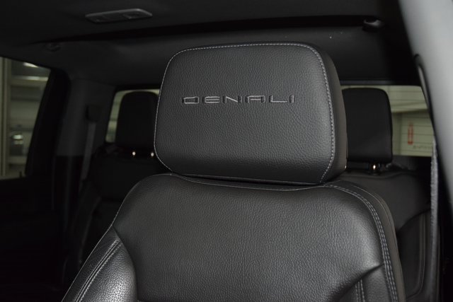 Used 2021 GMC Sierra 3500 Denali w/ Denali Ultimate Package image 43