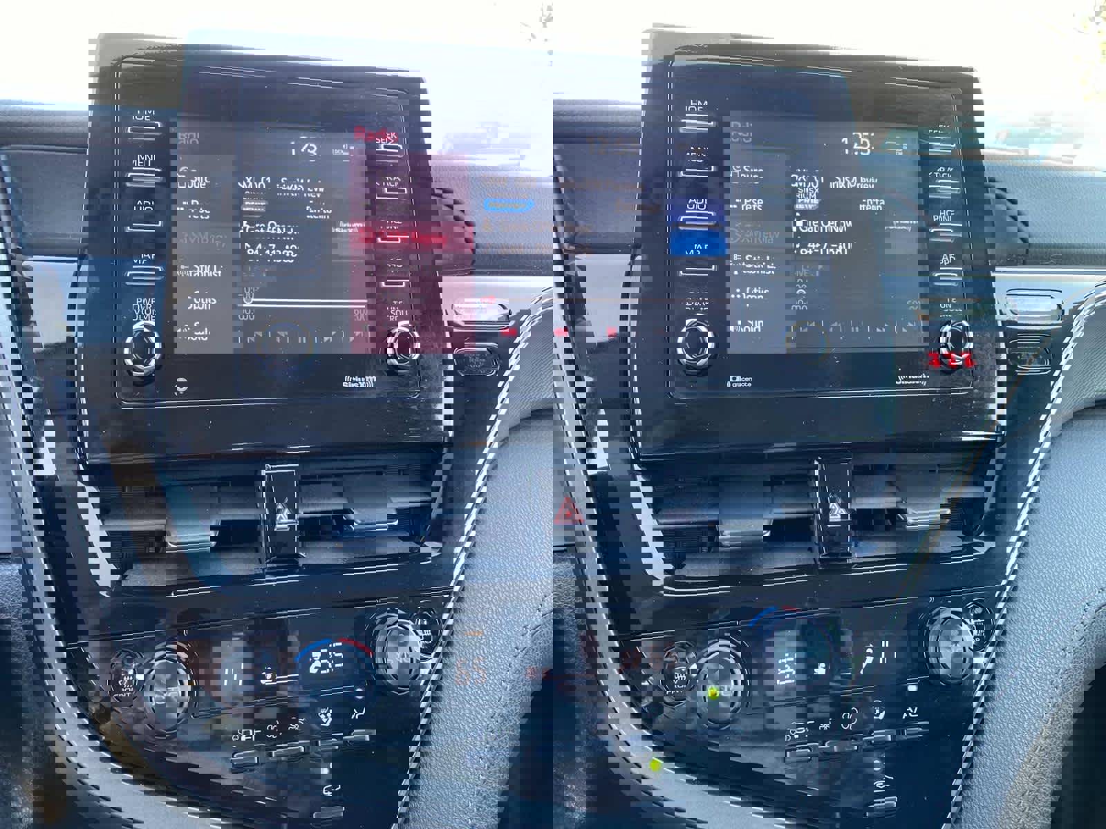 Used 2023 Toyota Camry LE image 10