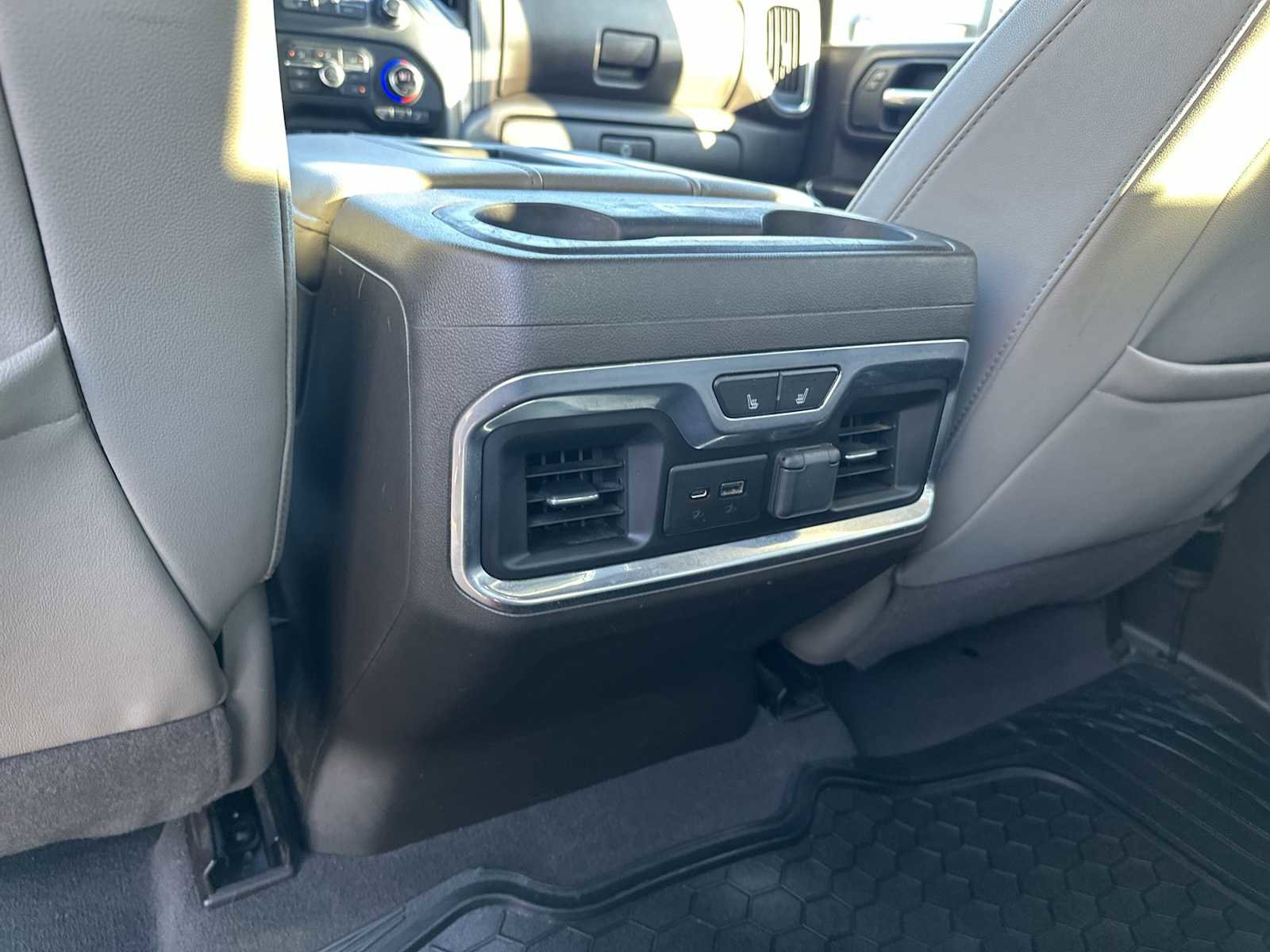 Used 2021 Chevrolet Silverado 3500 LTZ w/ LTZ Convenience Package image 21