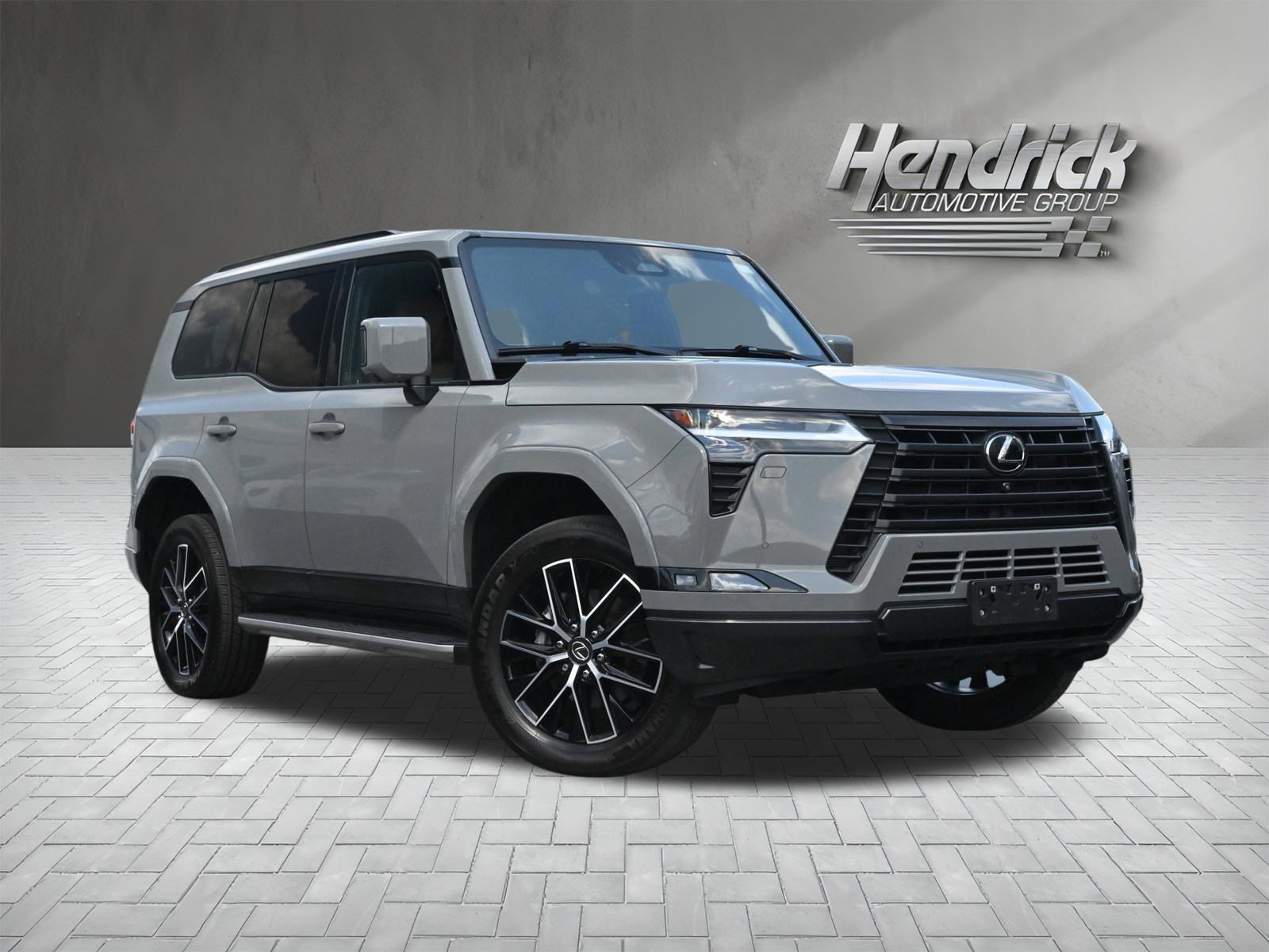 Used 2024 Lexus GX 550 w/ Accessory Package (Z1) AWD/4WD image 2
