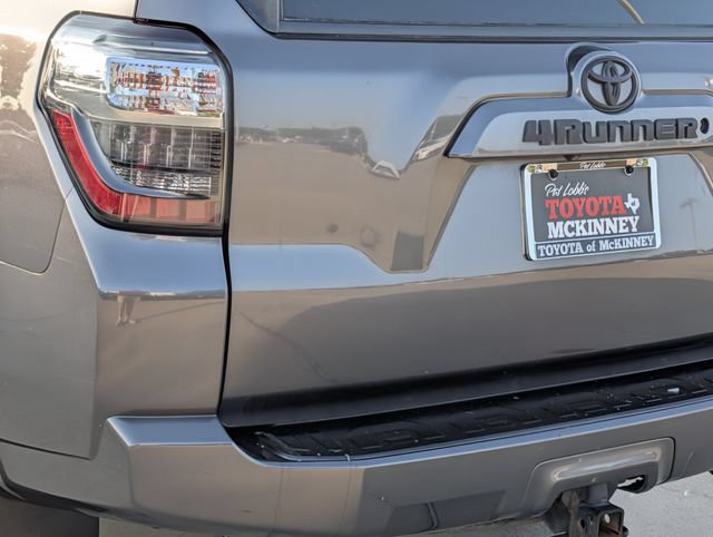 Used 2017 Toyota 4Runner SR5 Premium AWD/4WD image 8