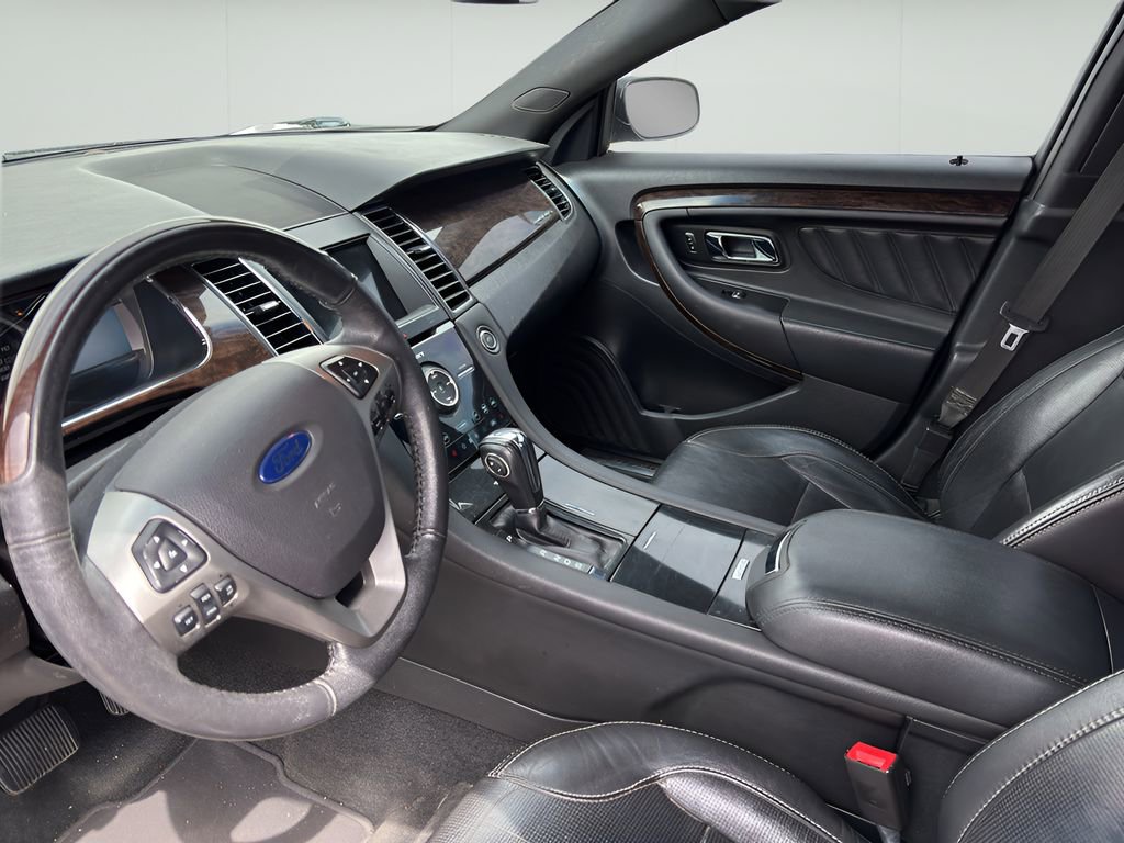 Used 2017 Ford Taurus Limited image 11