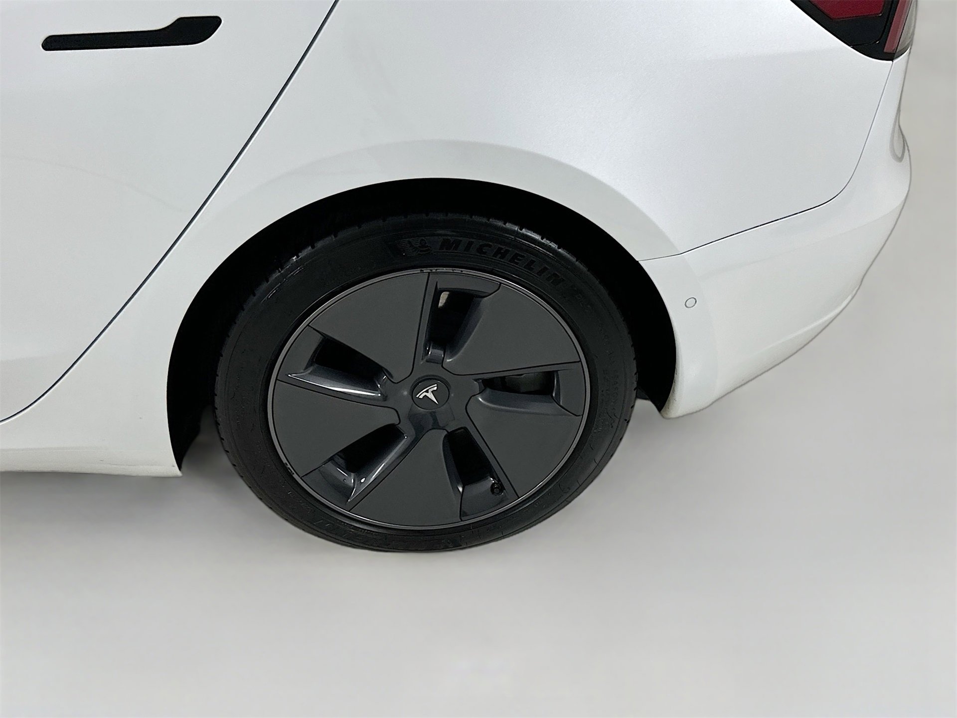 Used 2022 Tesla Model 3 Long Range image 34