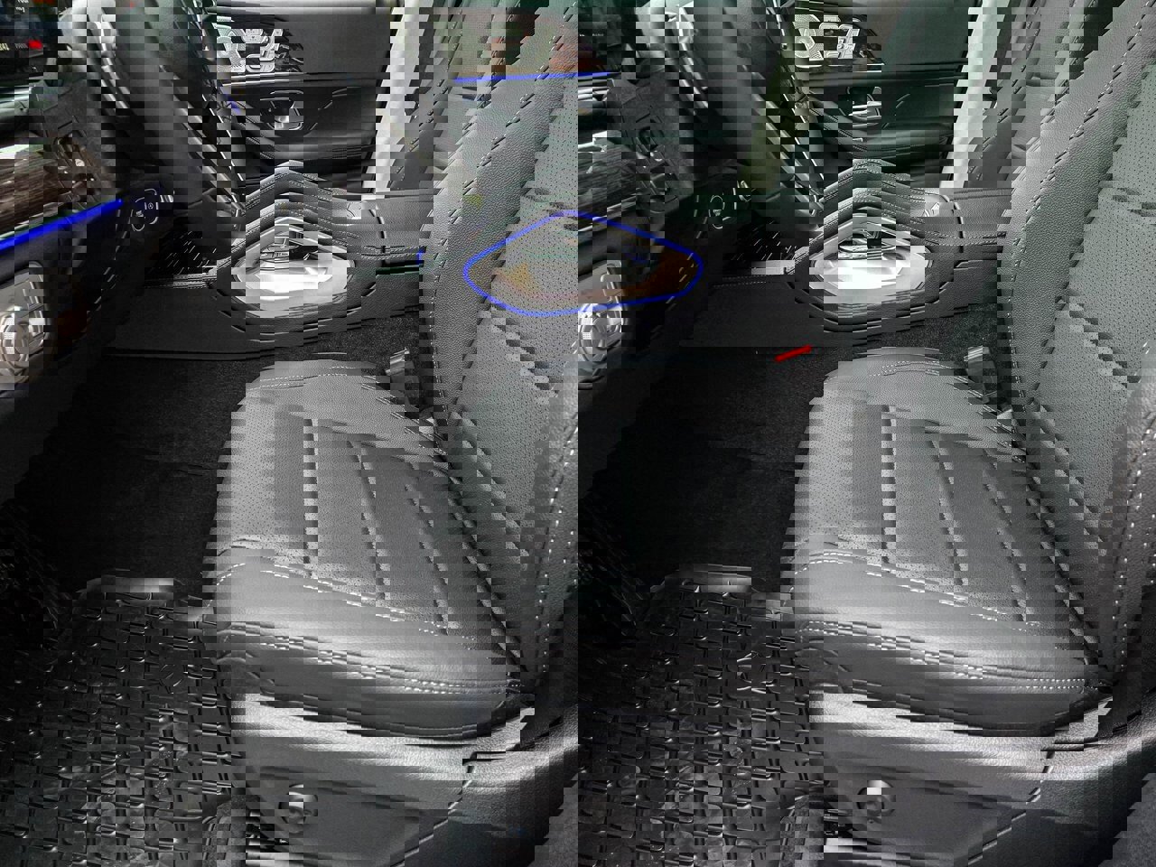 New 2026 Mercedes-Benz GLE 450 4MATIC image 13