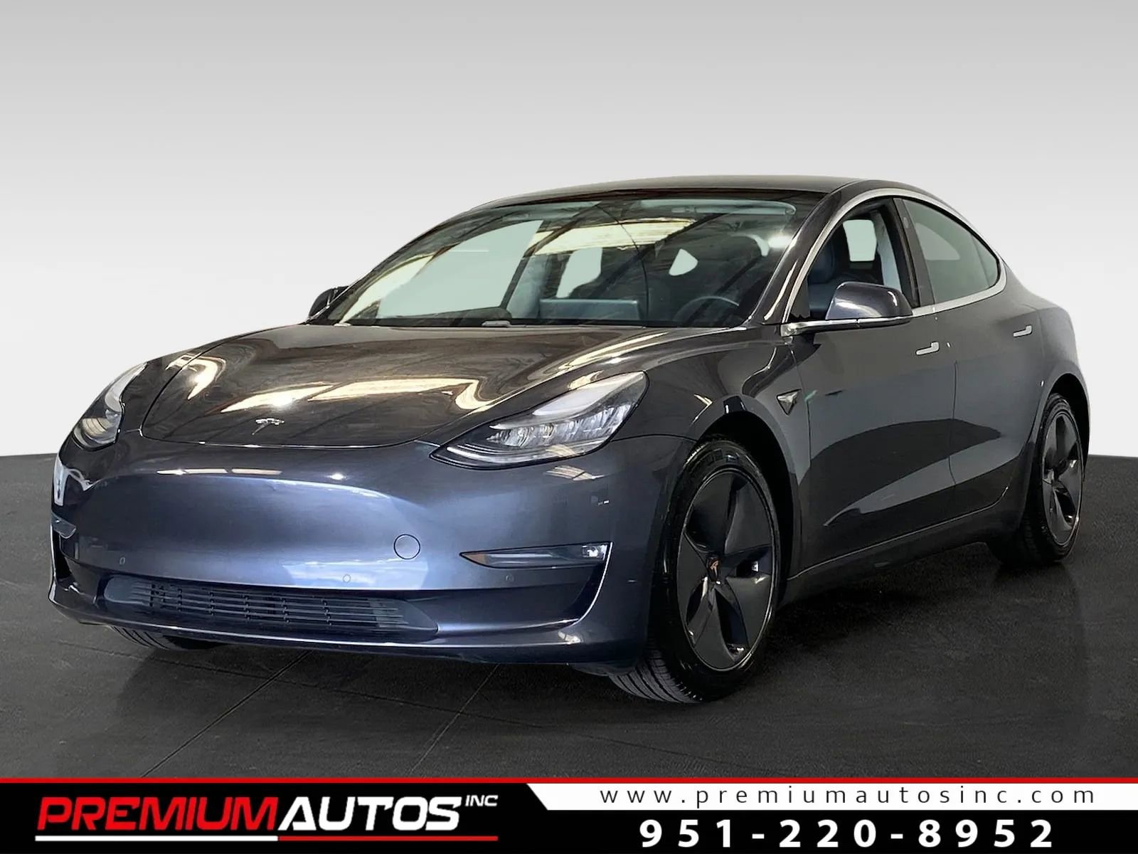 Used 2020 Tesla Model 3 Performance image 1