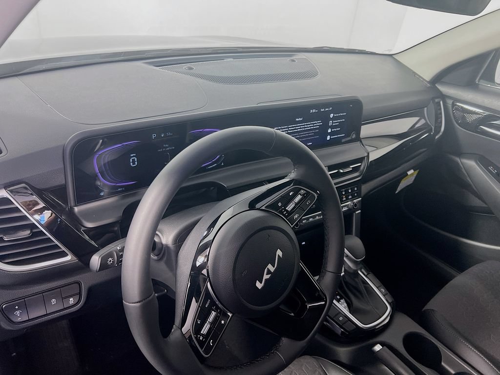 New 2026 Kia Seltos S FWD image 9