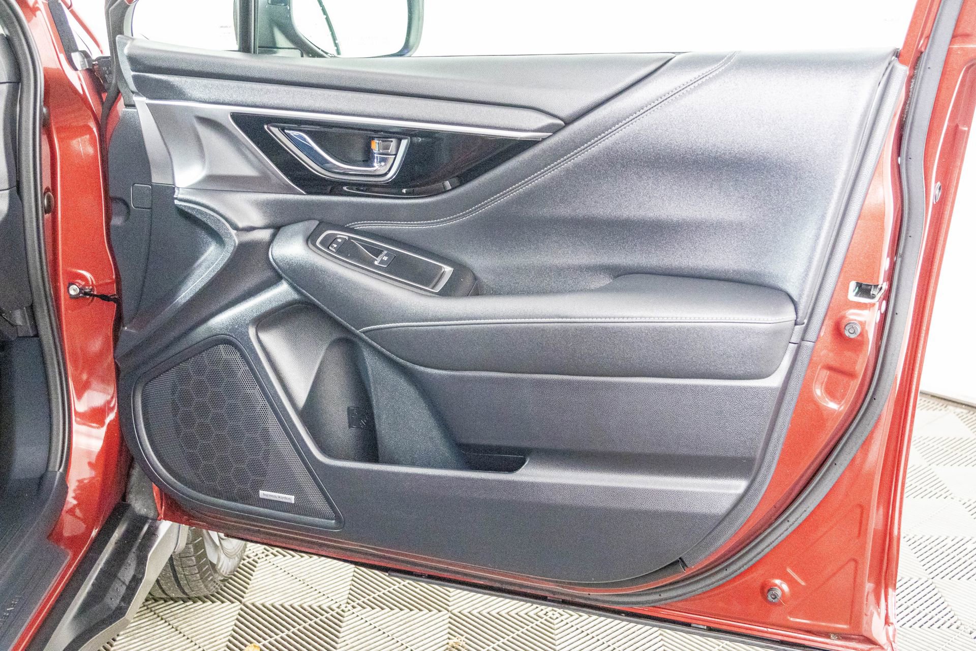 Used 2023 Subaru Outback Limited image 50