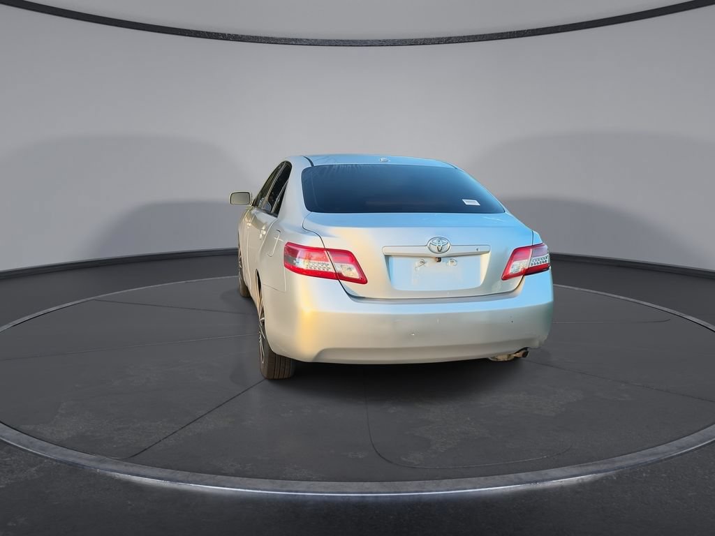 Used 2011 Toyota Camry LE FWD image 7