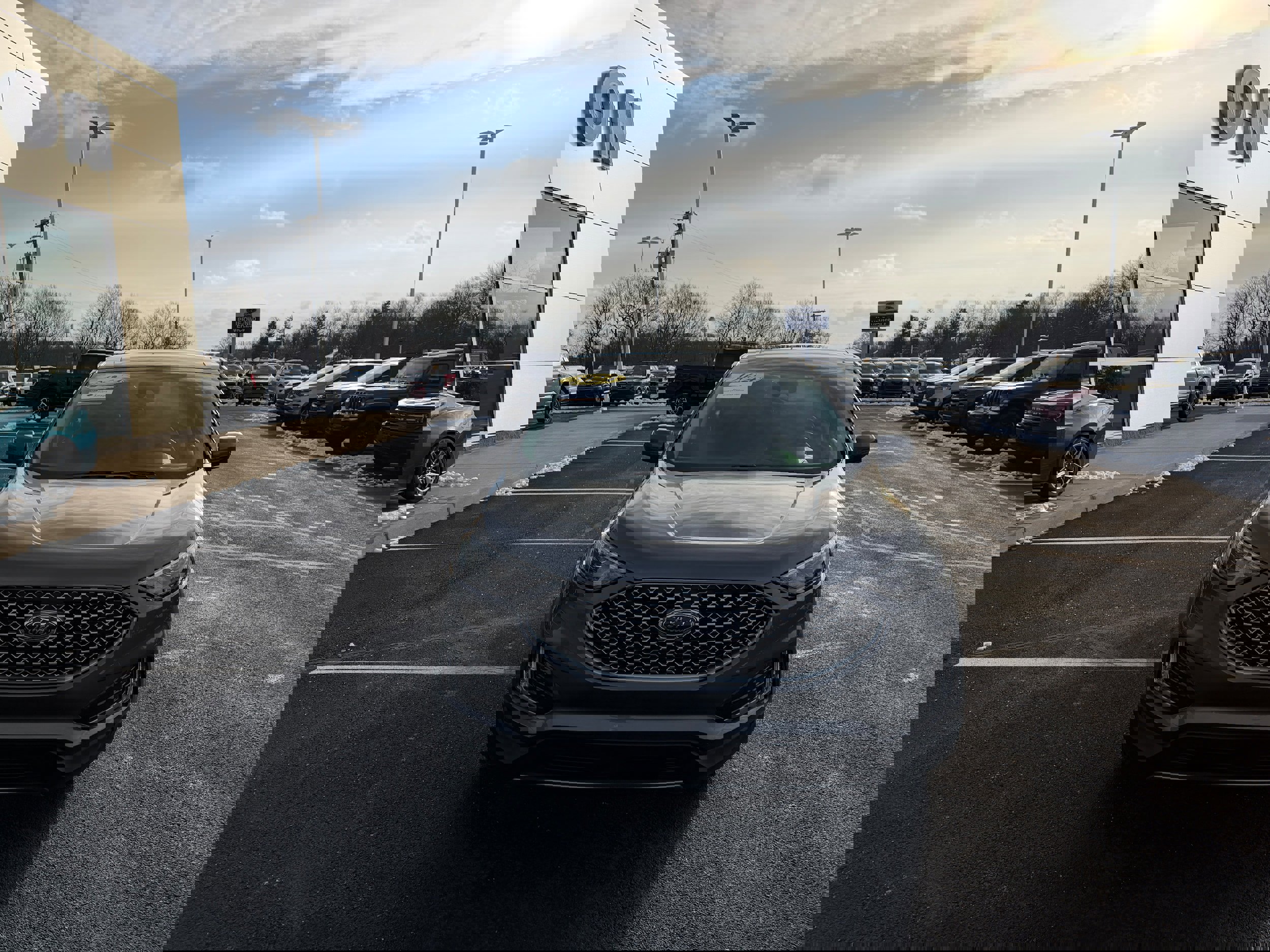 Certified 2024 Ford Edge SEL w/ Convenience Package image 3