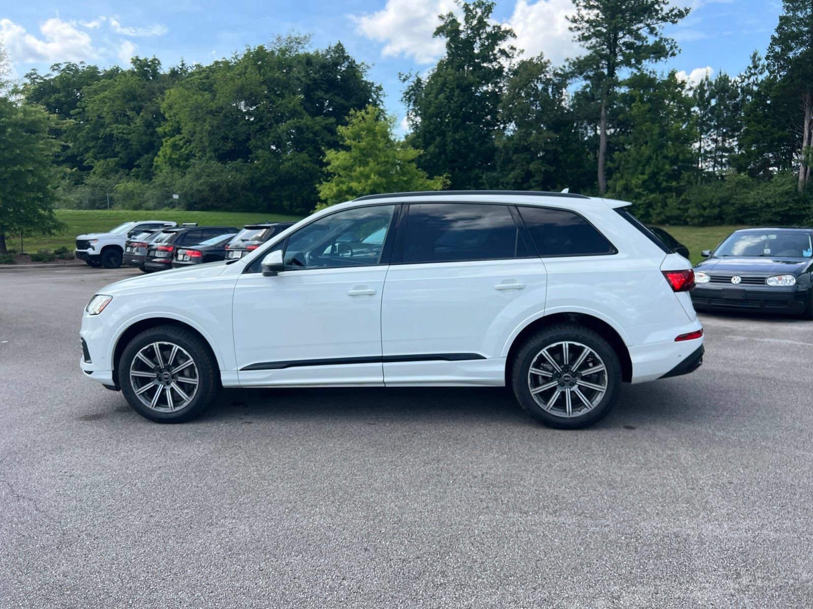 Used 2023 Audi Q7 2.0T Premium Plus w/ Premium Plus Package AWD/4WD image 9