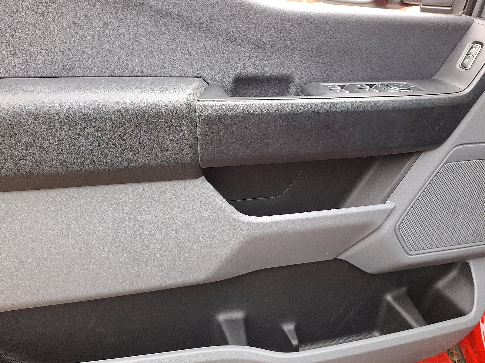 New 2024 Ford F550 4x4 SuperCab Super Duty image 10