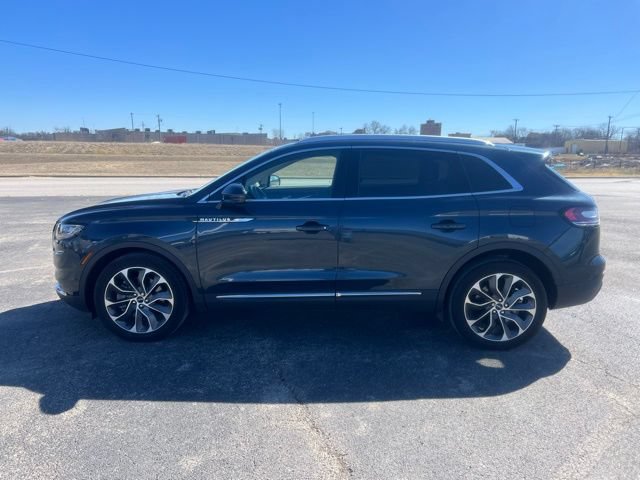 Used 2022 Lincoln Nautilus Reserve w/ Equipment Group 201A AWD/4WD image 4