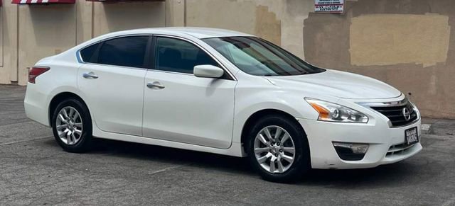 Used 2015 Nissan Altima 2.5 FWD image 5