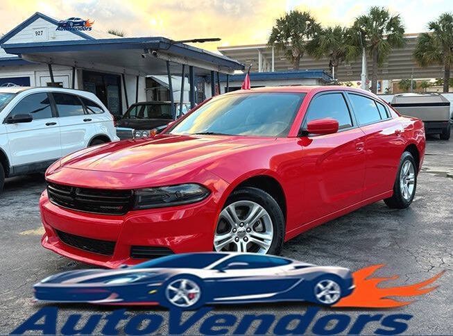 Used 2022 Dodge Charger SXT RWD image 1