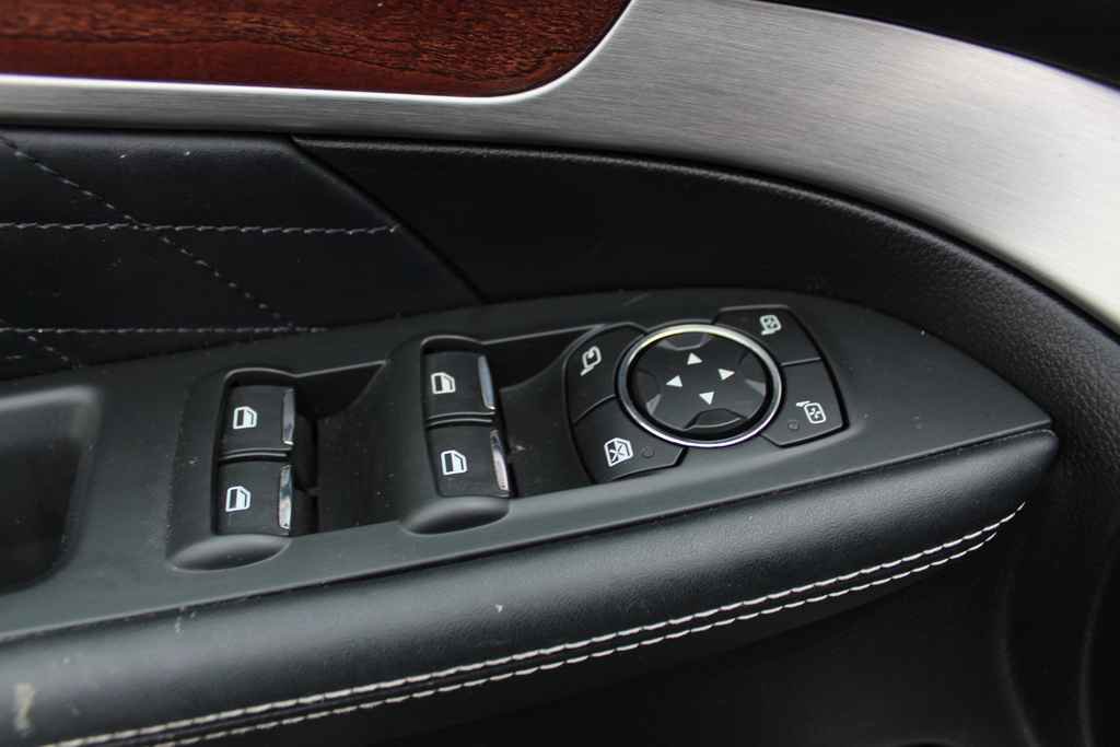 Used 2017 Ford Explorer Platinum AWD/4WD image 11